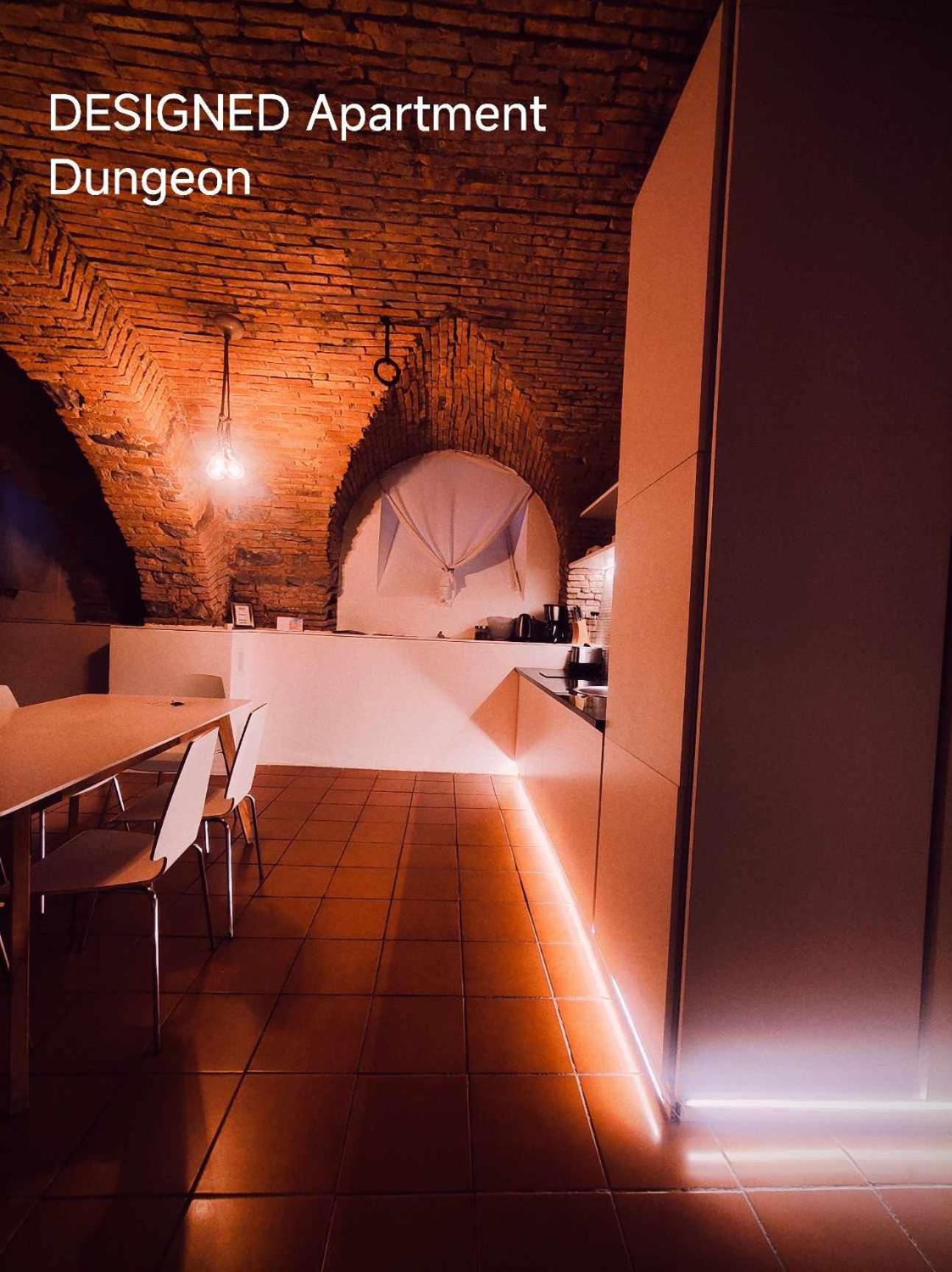 Dungeon Apartment Ljubljana Luaran gambar